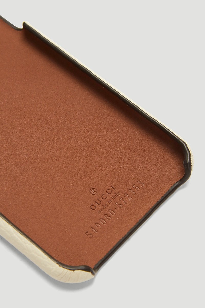 Gucci 以其復古懷舊標誌推出 iPhone X 保護套
