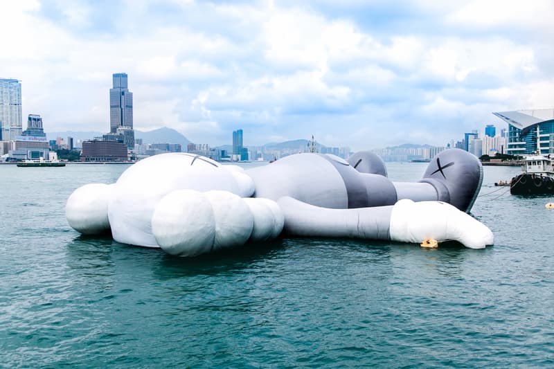 直击「KAWS:HOLIDAY」香港站 Companion 入港進程