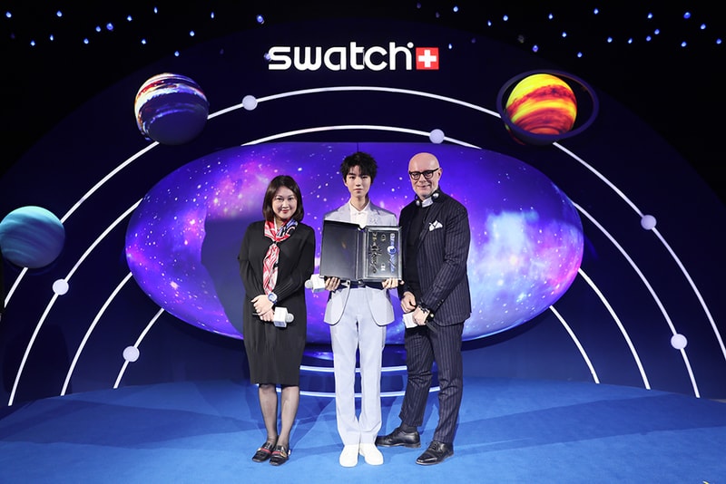 SWATCH 发布与王俊凯联合设计的限量款手表