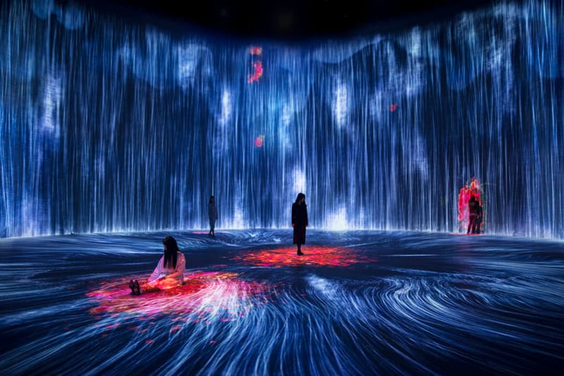 率先走進 teamLab 上海最新展覽「teamLab: 油罐中的水粒子世界」