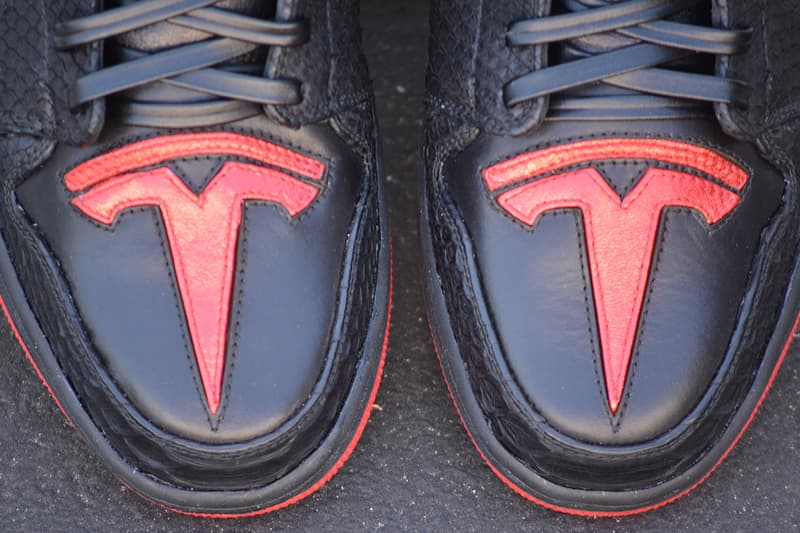 近賞 Elon Musk 专属定制 Air Jordan 1「Tesla」
