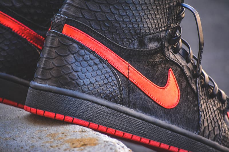 近賞 Elon Musk 专属定制 Air Jordan 1「Tesla」