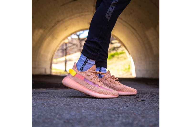 YEEZY BOOST 350 V2 全新配色「Clay」上腳預覽