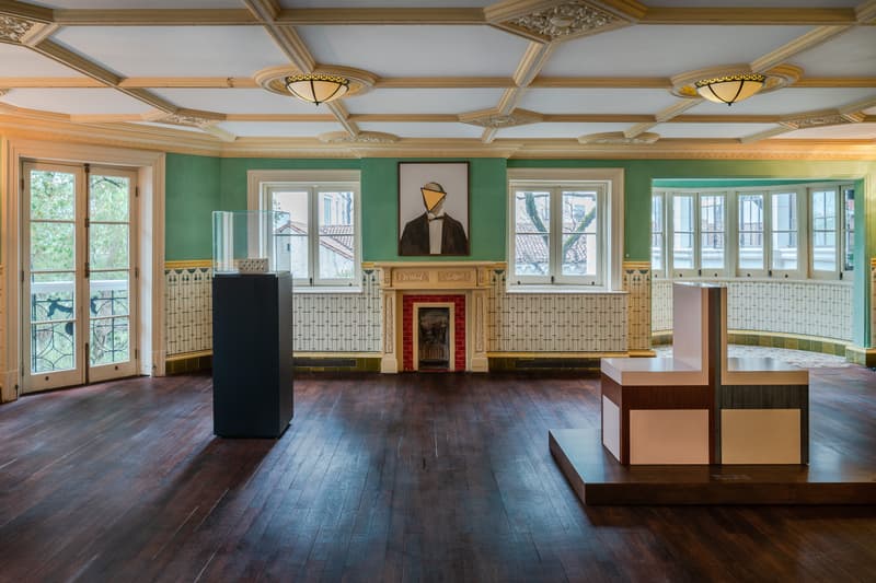 走进 PRADA 荣宅举办艺术家 Goshka  Macuga 「What Was I?」展览