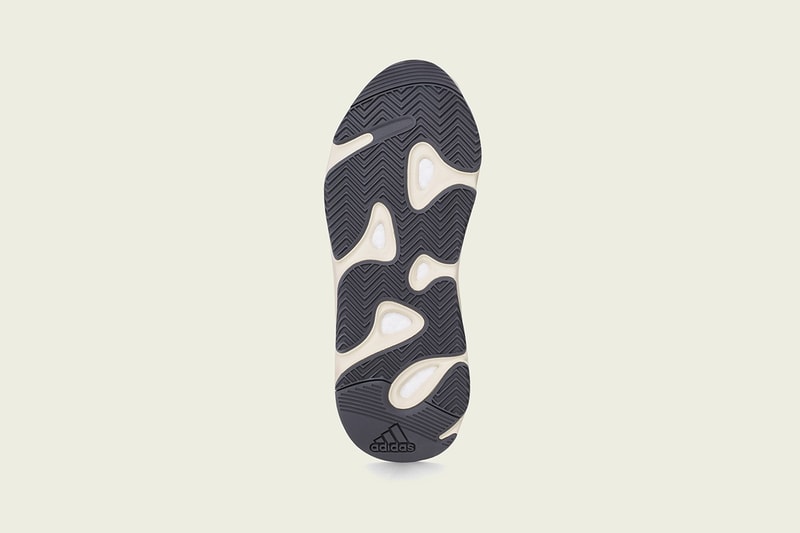 YEEZY BOOST 700 全新配色「Analog」官方圖輯公佈
