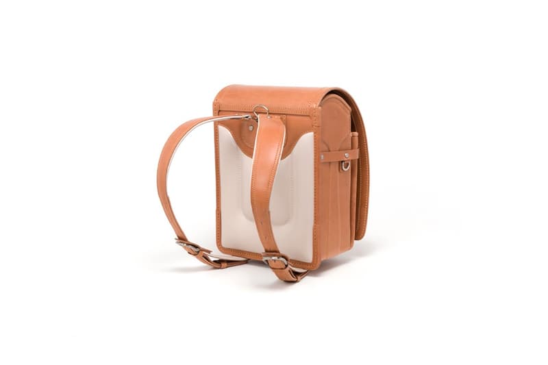 Hender Scheme 以招牌皮革打造傳統小學生背包