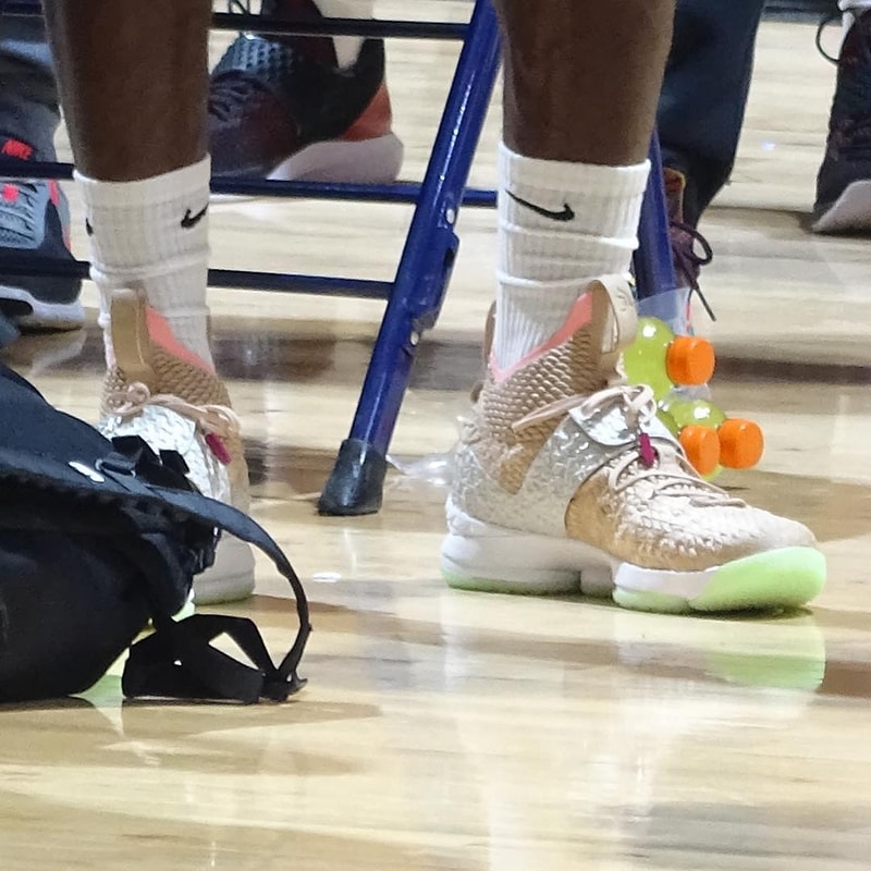 LeBron James 曝光全新 Air Yeezy 1 主題配色 LeBron 15