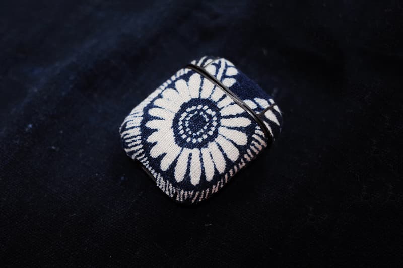 Simple Union 選用日本百年古布打造 Air Pods 充電盒保護套