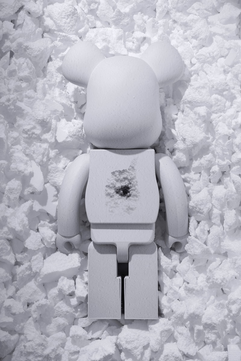 BLACkRAINBOW Agency 攜手 Snarkitecture 打造別注限定 1000% BE@RBRICK 