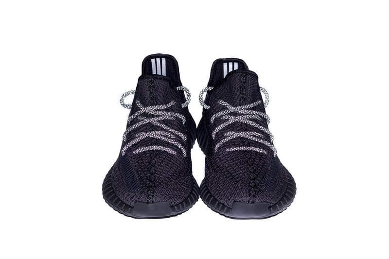 率先近賞 YEEZY BOOST 350 V2 全新黑魂配色