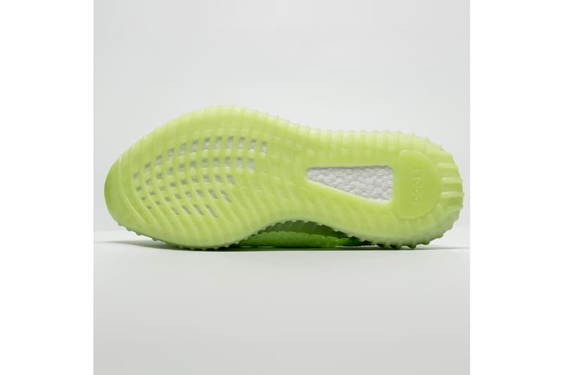 搶先預覽 YEEZY BOOST 350 V2 全新配色「Glow In The Dark」