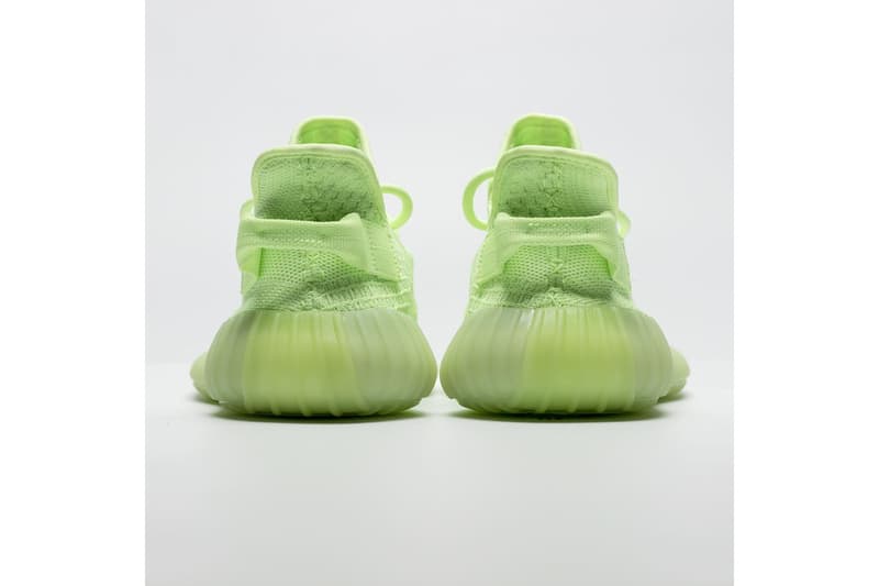 搶先預覽 YEEZY BOOST 350 V2 全新配色「Glow In The Dark」