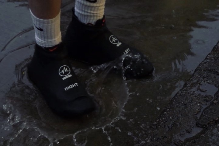 432HERTZ 自家 Sneakers Water Repelling Skin 追加黑魂配色