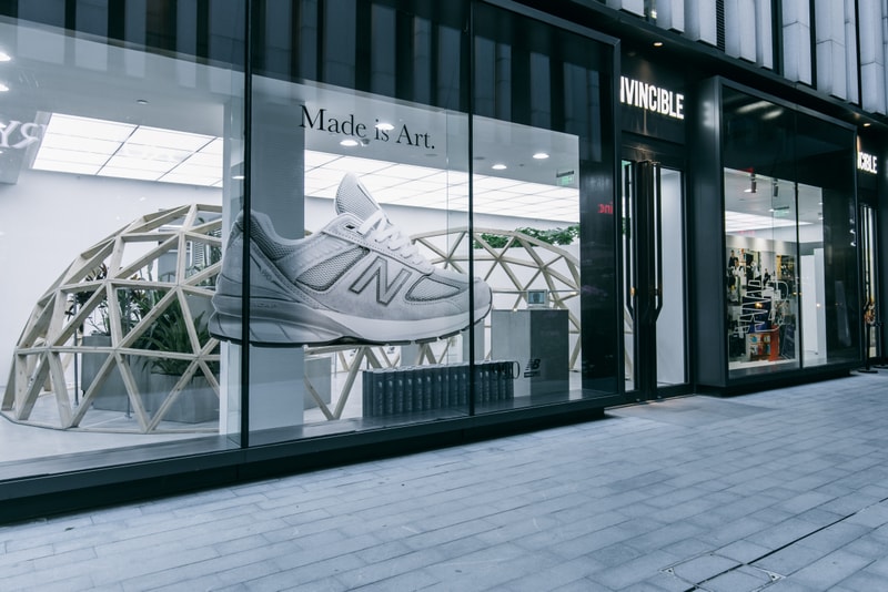 在 INVINCIBLE，青年创作者们为了一双特别的 New Balance 汇聚于此