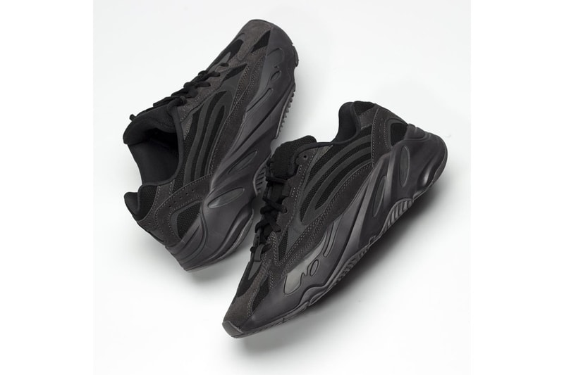 搶先預覽 YEEZY BOOST 700 V2 全新配色「Vanta」