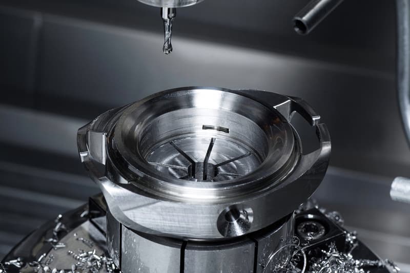 深海 10,928 米－Omega Seamaster 深潛手錶打破世界深潛紀錄