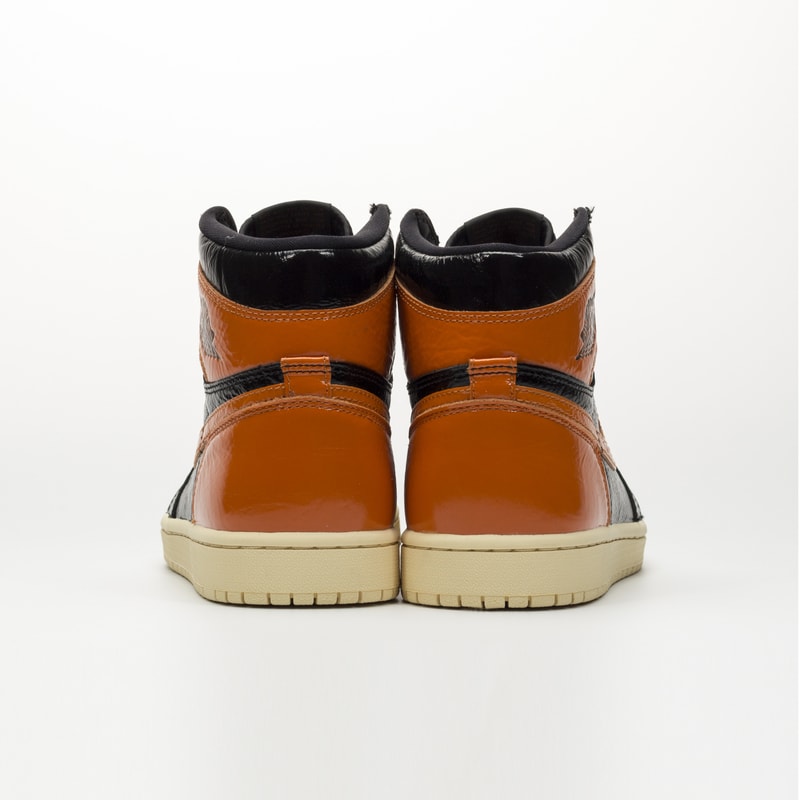 率先近賞 Air Jordan 1 全新「Shattered Backboard 3.0」別注配色