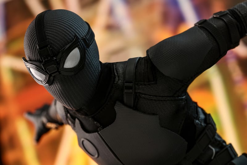 劇透注意！Hot Toys 推出《Spider-Man : Far From Home》Spider-Man「潛行服」珍藏人偶