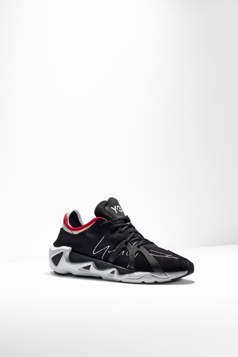 Y-3 推出全新鞋款 FYW S-97