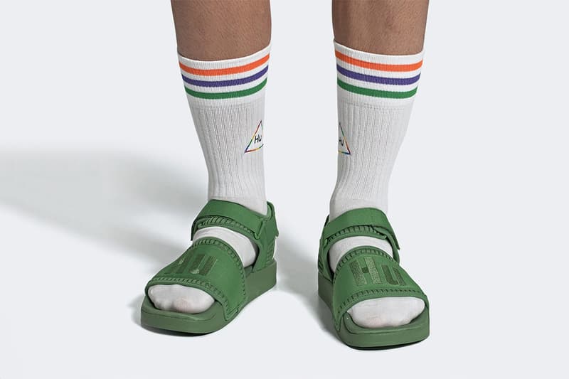 Pharrell Williams x adidas Originals 重塑經典 Adilette 2.0 涼鞋