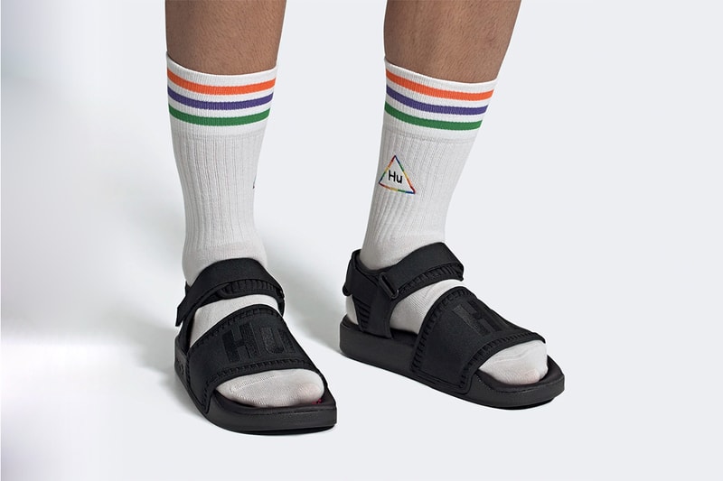Pharrell Williams x adidas Originals 重塑經典 Adilette 2.0 涼鞋