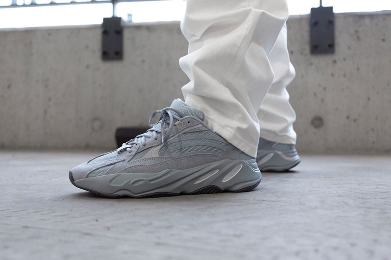 YEEZY BOOST 700 V2 最新配色「Hospital Blue」上腳圖輯曝光