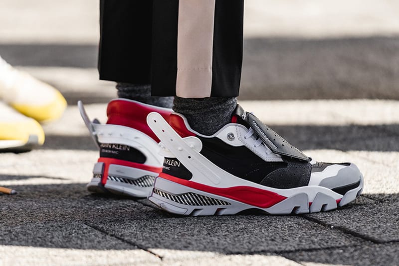 本日嚴選 8 款「未來感」折扣單品入手推介