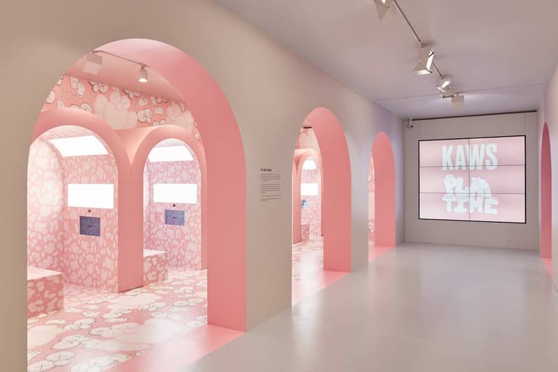 率先走進 KAWS 於墨爾本舉辦的《COMPANIONSHIP IN THE AGE OF LONELINESS》藝展