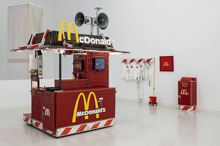 Tom Sachs 個人藝展《Timeline》現正於 SCHAUWERK Sindelfingen 開催