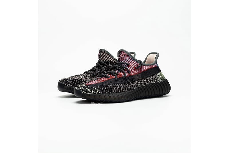 近賞 YEEZY BOOST 350 V2 最新配色「Yecheil」反光版本