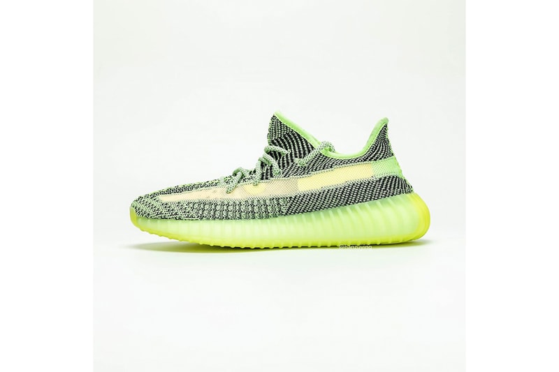 近賞 YEEZY BOOST 350 V2 最新配色「Yeezreel」反光版本