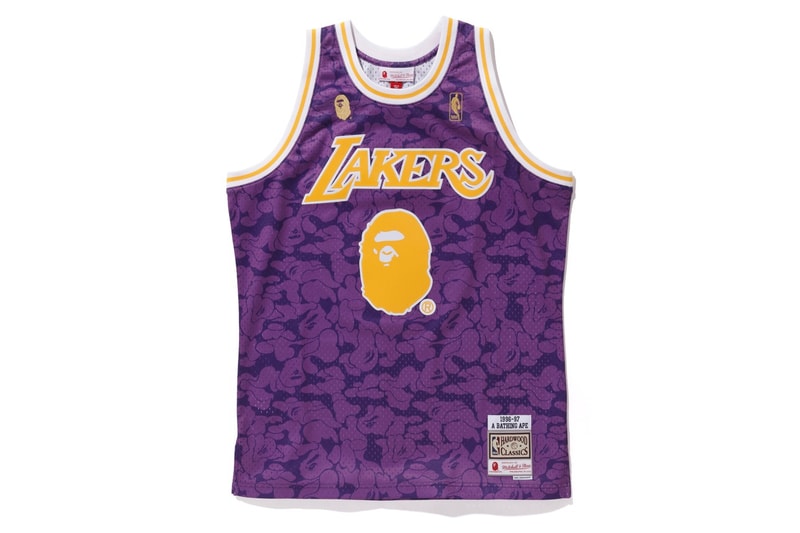 A BATHING APE® x Mitchell & Ness 全新聯乘 NBA 球衣系列發佈
