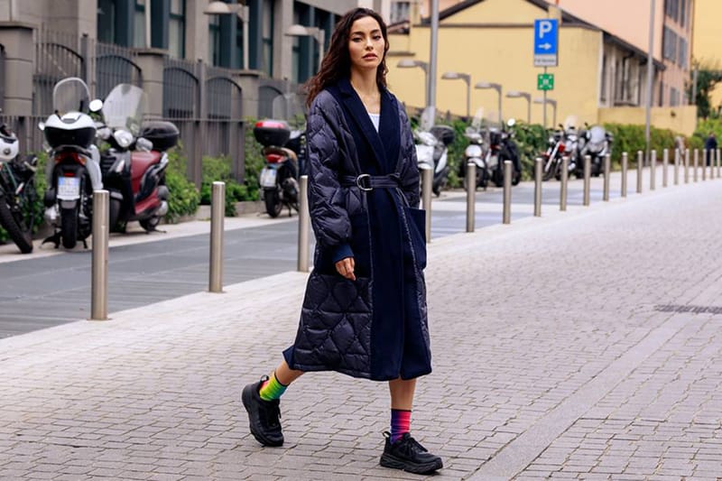 本日嚴選 8 款長袍入手推介