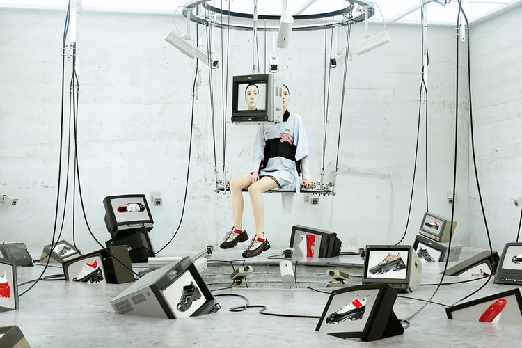 在虚拟 3D 世界中,见过这双来自 BURBERRY 的划时代球鞋