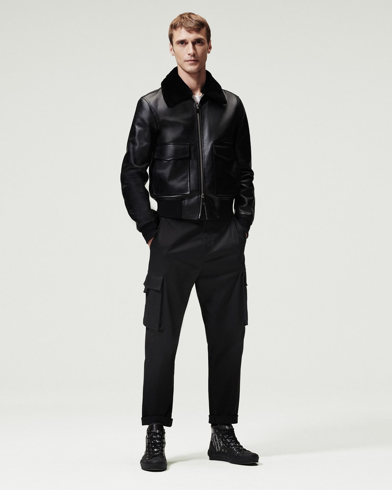 重塑男性時尚 - Dior Essentials 男裝系列 Lookbook 發佈