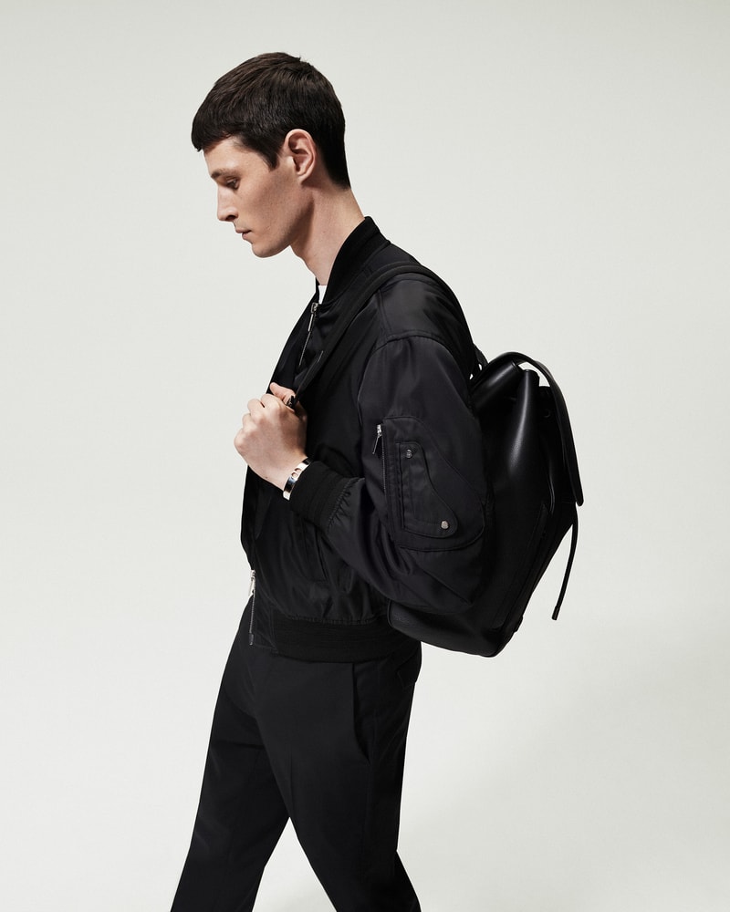 重塑男性時尚 - Dior Essentials 男裝系列 Lookbook 發佈