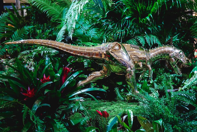 一窺空山基於《SORAYAMA Space Park by AMKK》展出之「生化暴龍」系列