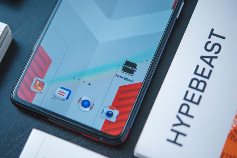 近赏 OPPO Reno Ace「GUNDAM」40 周年定制版