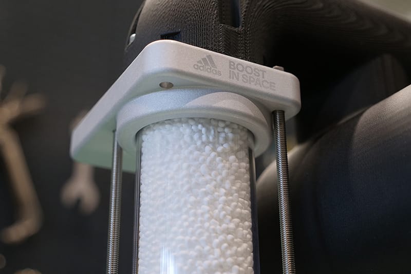 adidas 宣布与国际空间站（ISS）美国国家实验室建立合作关系