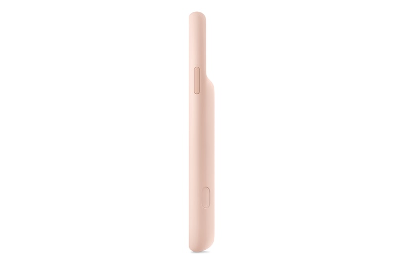 Apple 打造全新 iPhone 智能电池壳