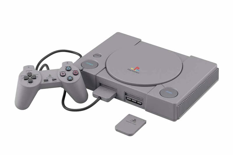 BANDAI 推出 2:5 比例 Sony 初代 PlayStation、Sega Saturn 復刻模型