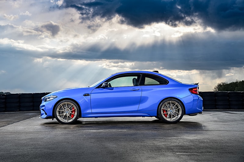 BMW 搭載 450 匹馬力全新 M2 CS 車款發佈