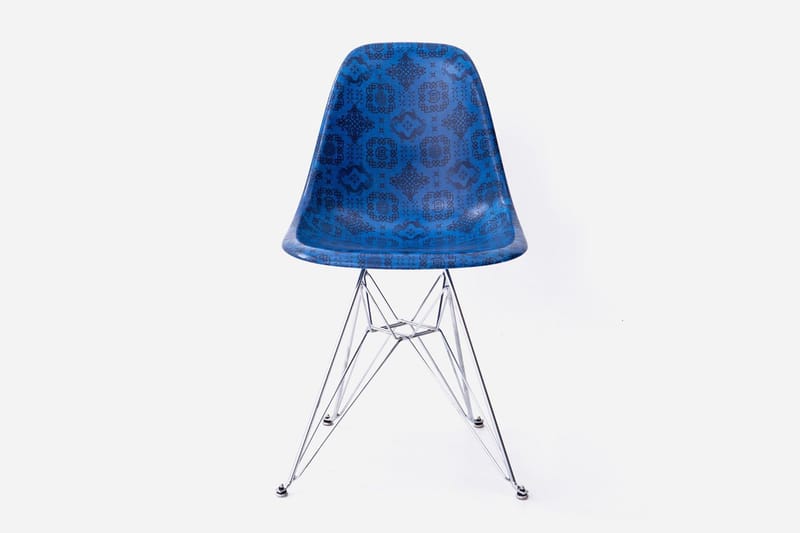 CLOT x Modernica 聯手限量打造「藍絲綢」貝殼椅