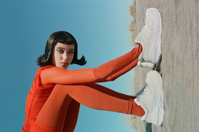 HOKA ONE ONE 攜手 Opening Ceremony 推出全新聯乘系列鞋款