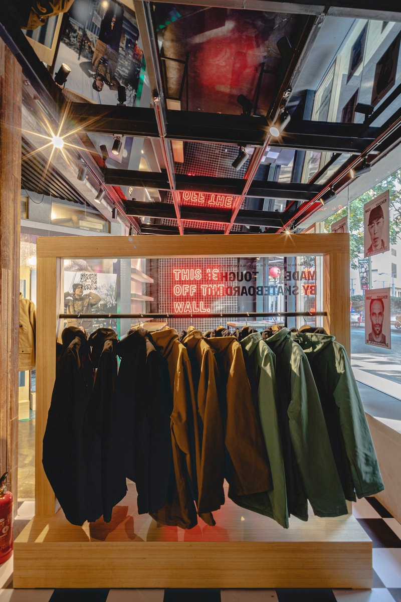 直击 Vans「Drill Chore Coat」机能夹克艺术展