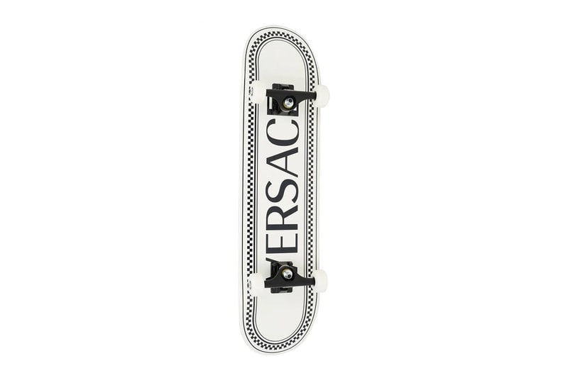 Versace 要價 $754 美元全新 Logo 圖樣印花滑板發佈