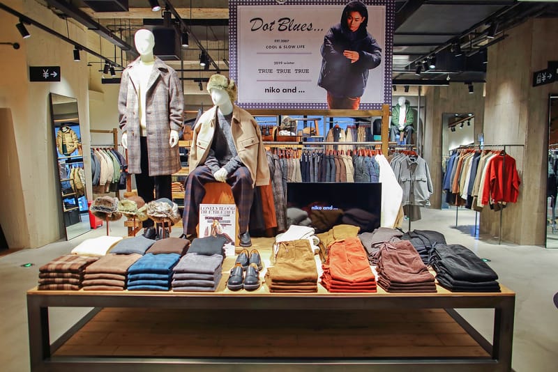 走近 niko and … 上海全球旗舰店