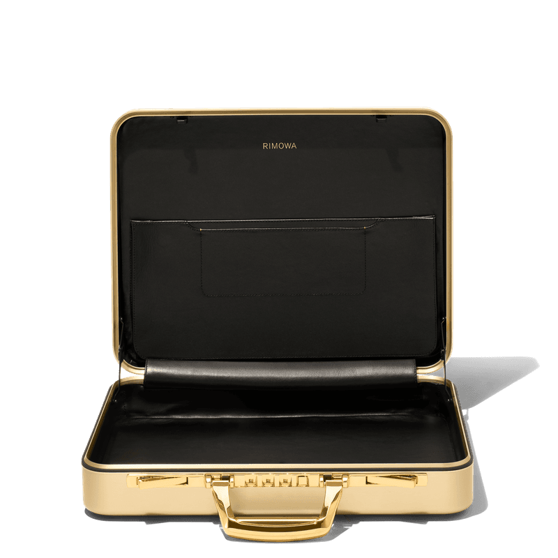 RIMOWA 推出全新 Attaché Gold 限量手提公事包