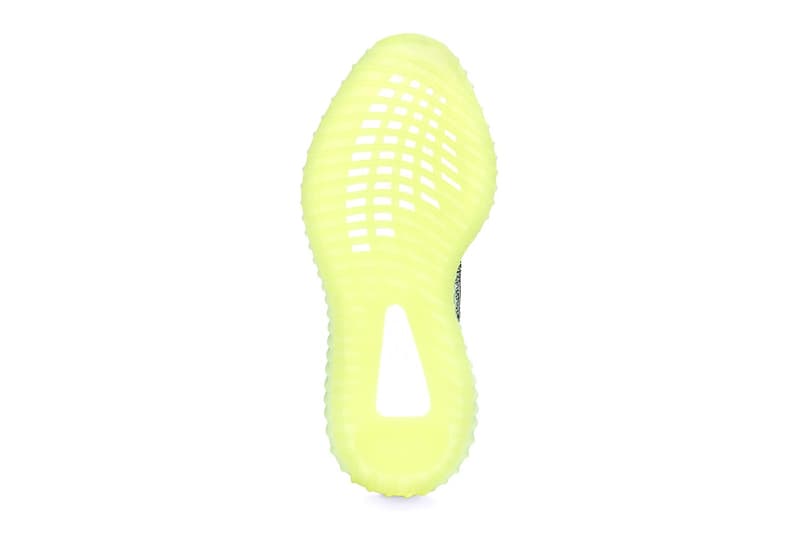 率先預覽 YEEZY BOOST 350 V2 全新配色「Yeezreel」官方圖輯
