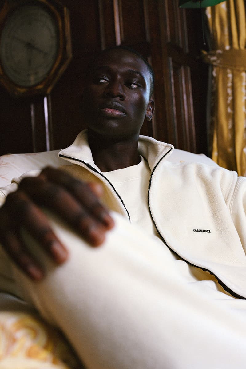 Fear of God 支線 ESSENTIALS 2019 Holiday 系列 Lookbook 正式發佈